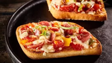 Çocukların bayılarak yiyeceği ekmek pizza